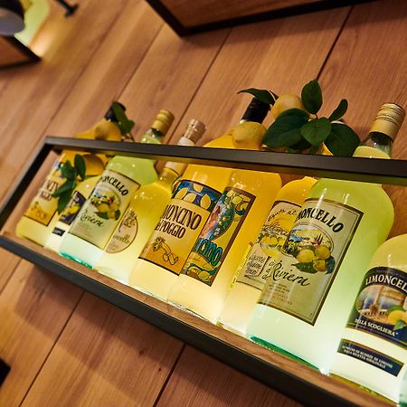 Holiday Inn Nice By Ihg Екстериор снимка